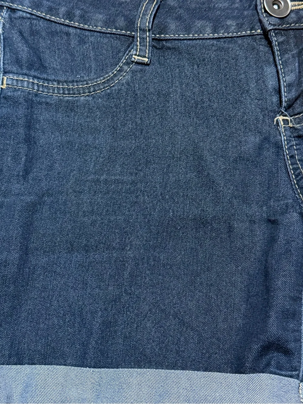 City Streets Jean Legging Shorts Women’s 3 Low Rise Dark Wash Cuffed Mid Thigh